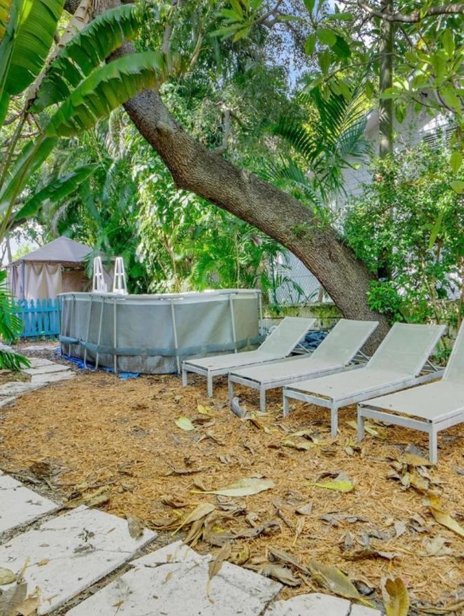 | Historical architecture with modern flare villa in Brickell Estates