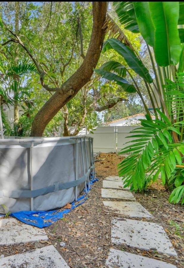 | Historical architecture with modern flare villa in Brickell Estates