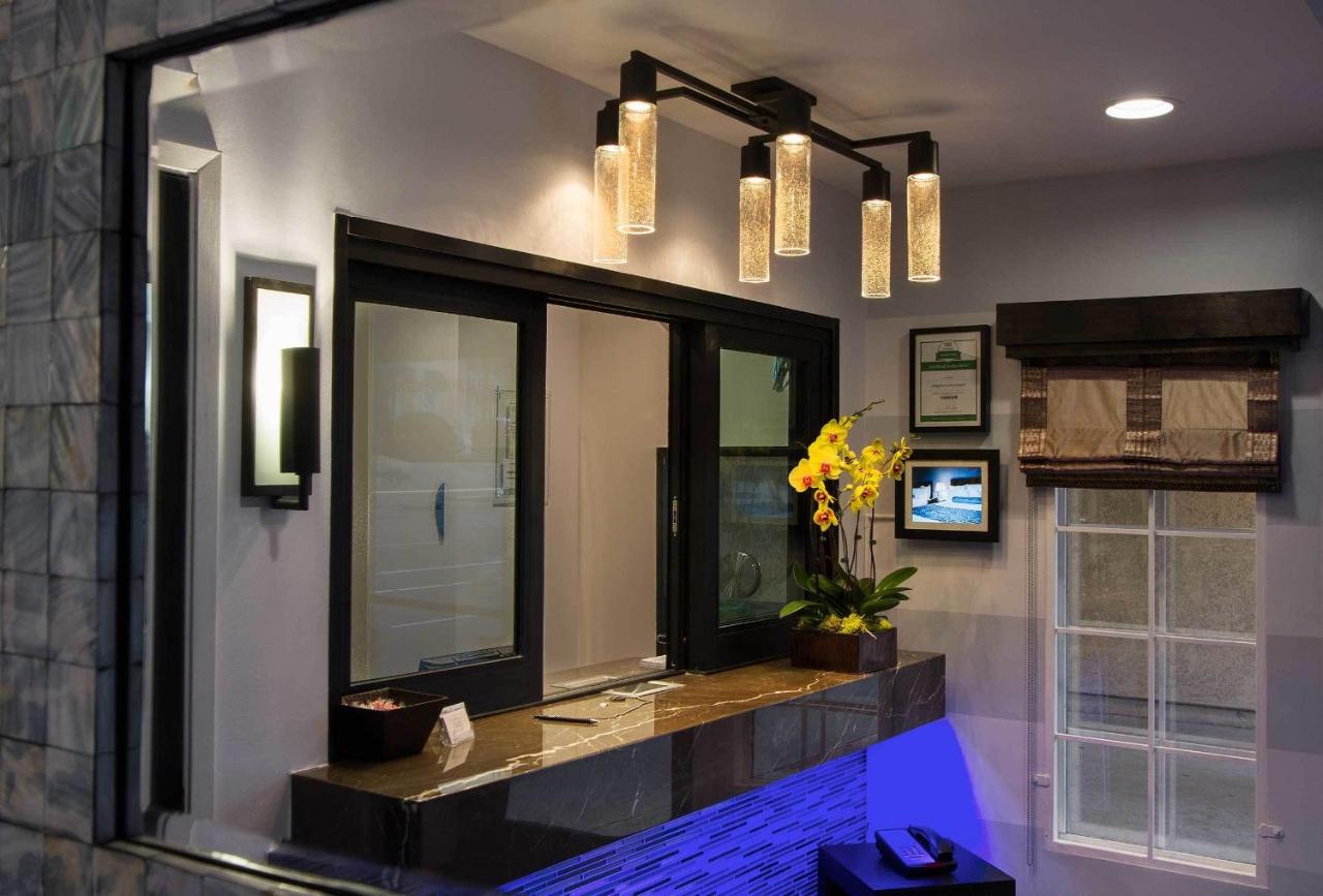  | Regency Inn in Los Angeles