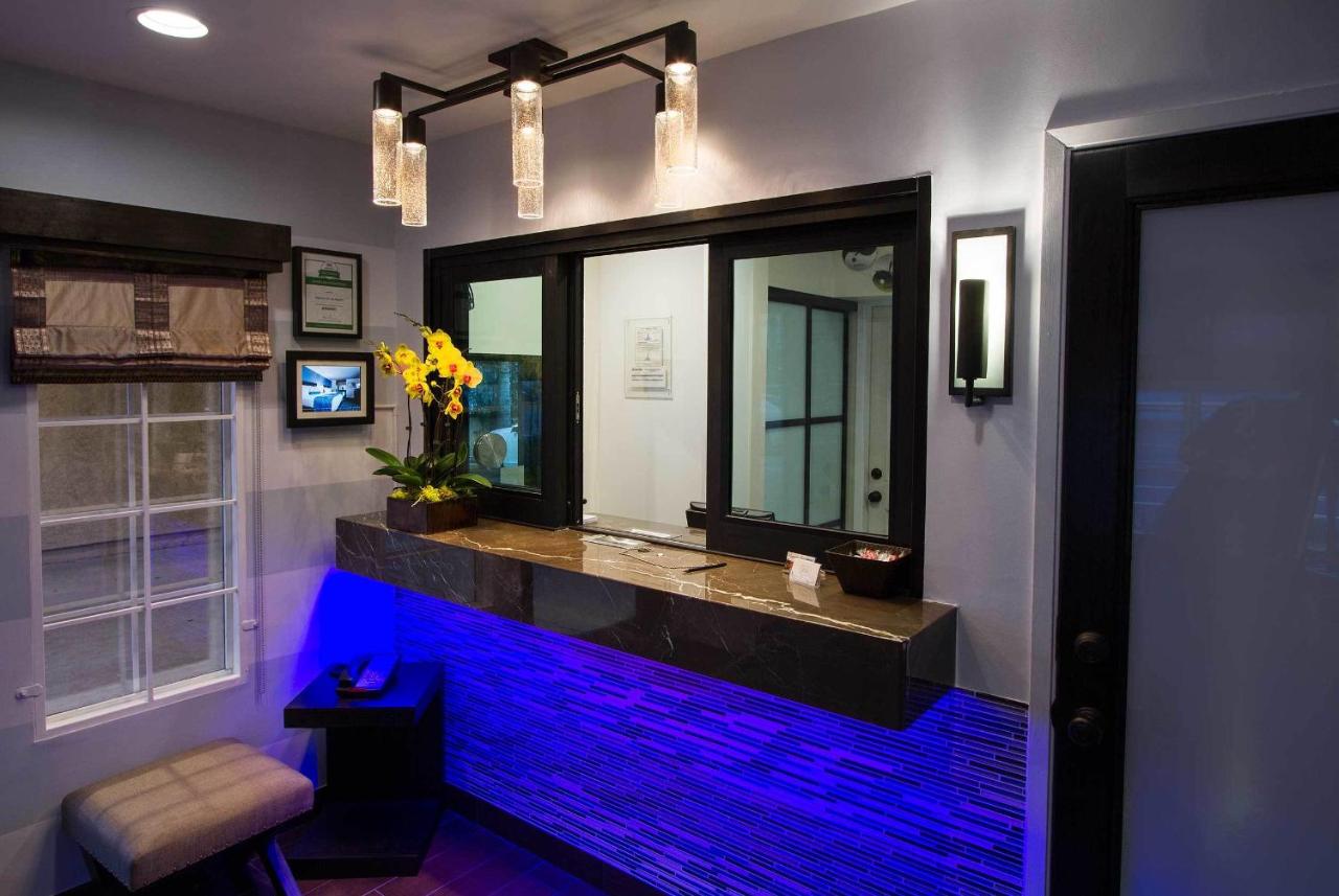  | Regency Inn in Los Angeles