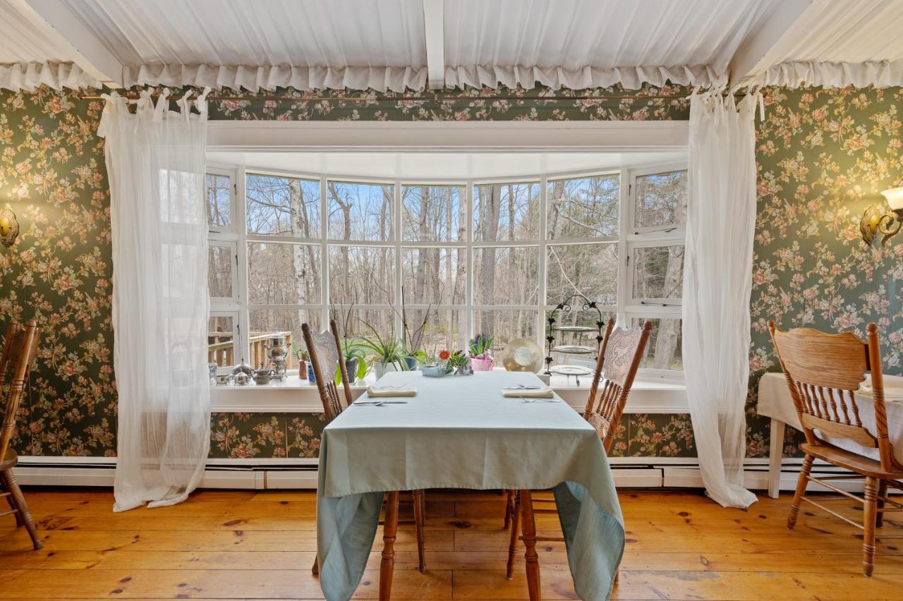 | Brook Farm Inn