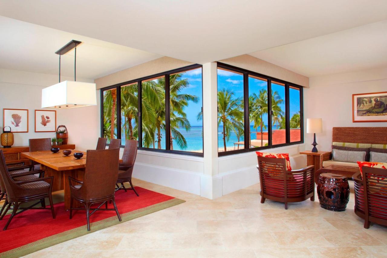  | The Royal Hawaiian, a Luxury Collection Resort