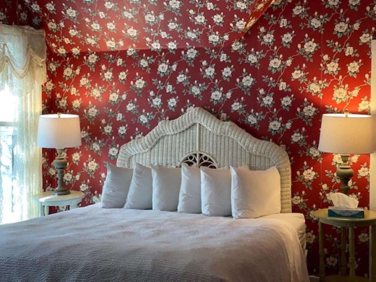  | Central House Inn