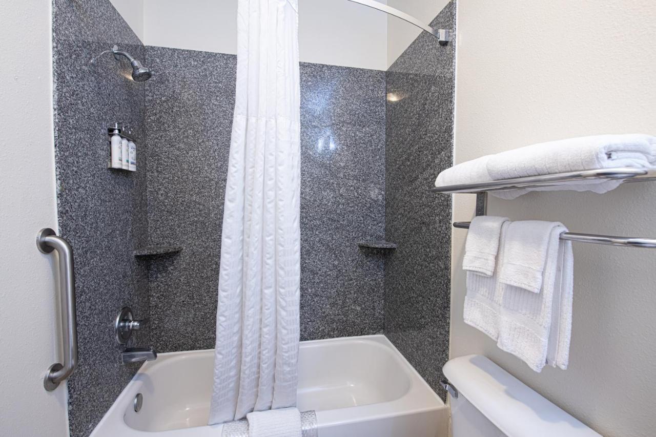 Standard Suite at Candlewood Suites New Iberia by IHG