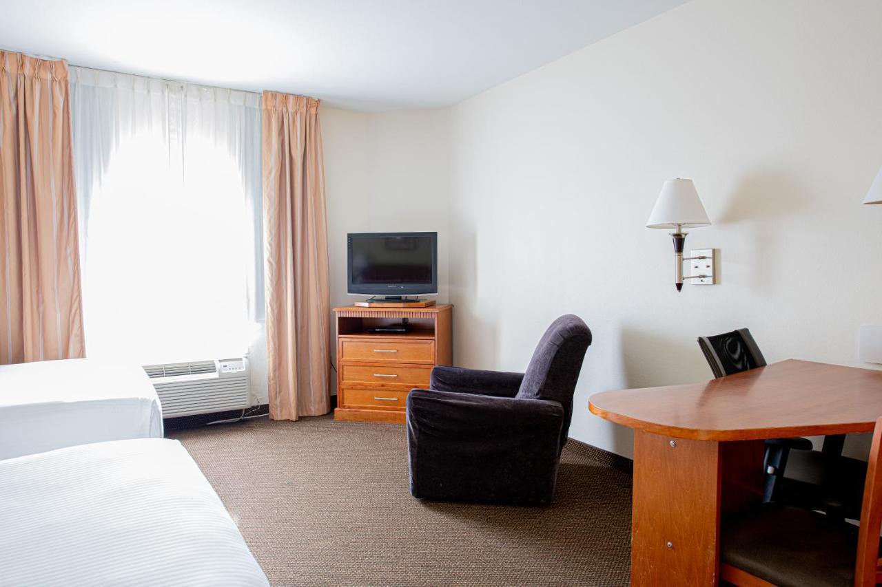 Standard Studio with Two Double Beds - Disability Access/Non-Smoking at Candlewood Suites New Iberia by IHG