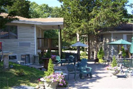 | Cedar Park Inn