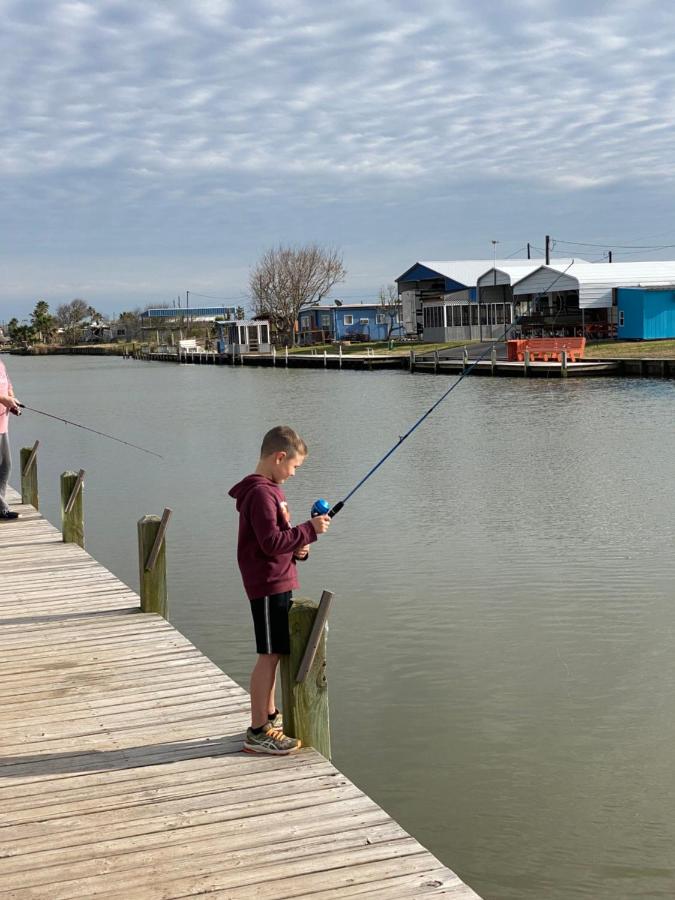 | Fish Tail Inn