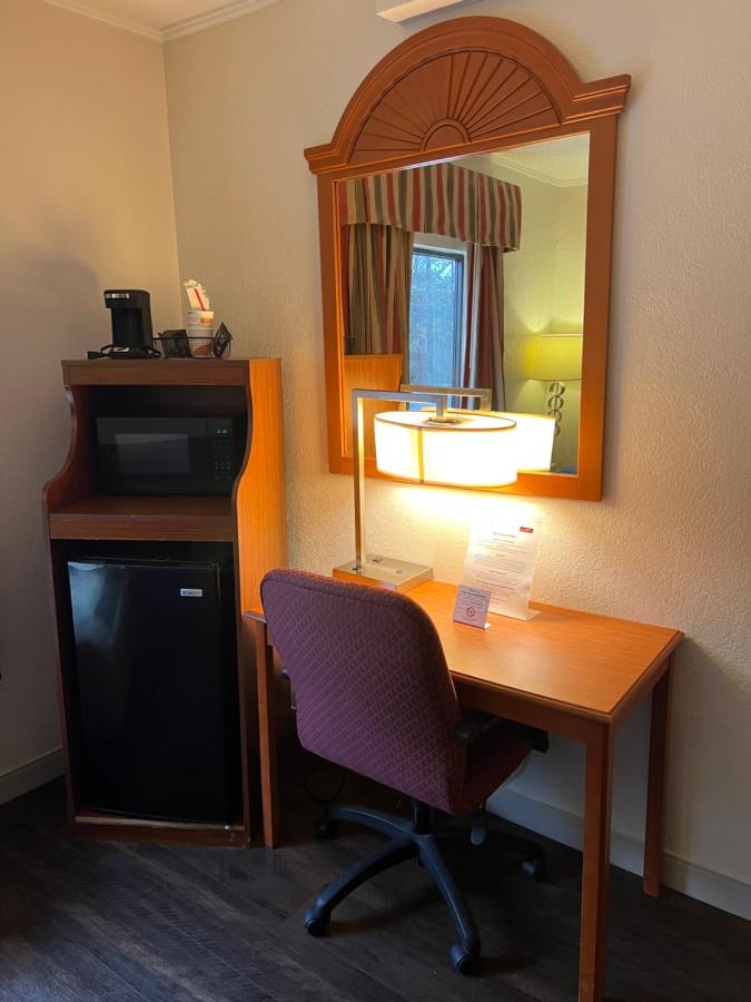 Standard Double Suite - Non-Smoking at Quality Suites Altavista - Lynchburg South