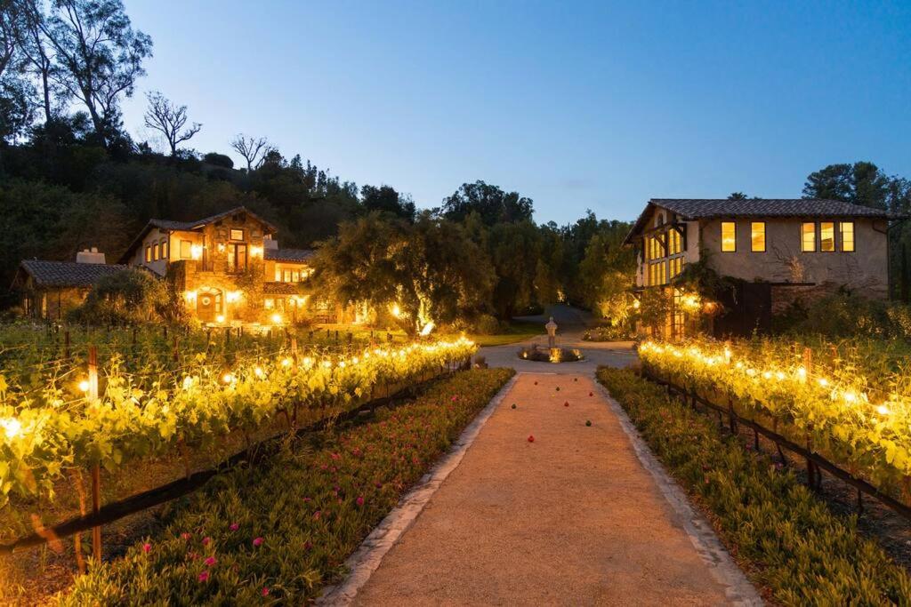 | Peppertree Canyon: a Luxury Urban Winery Estate