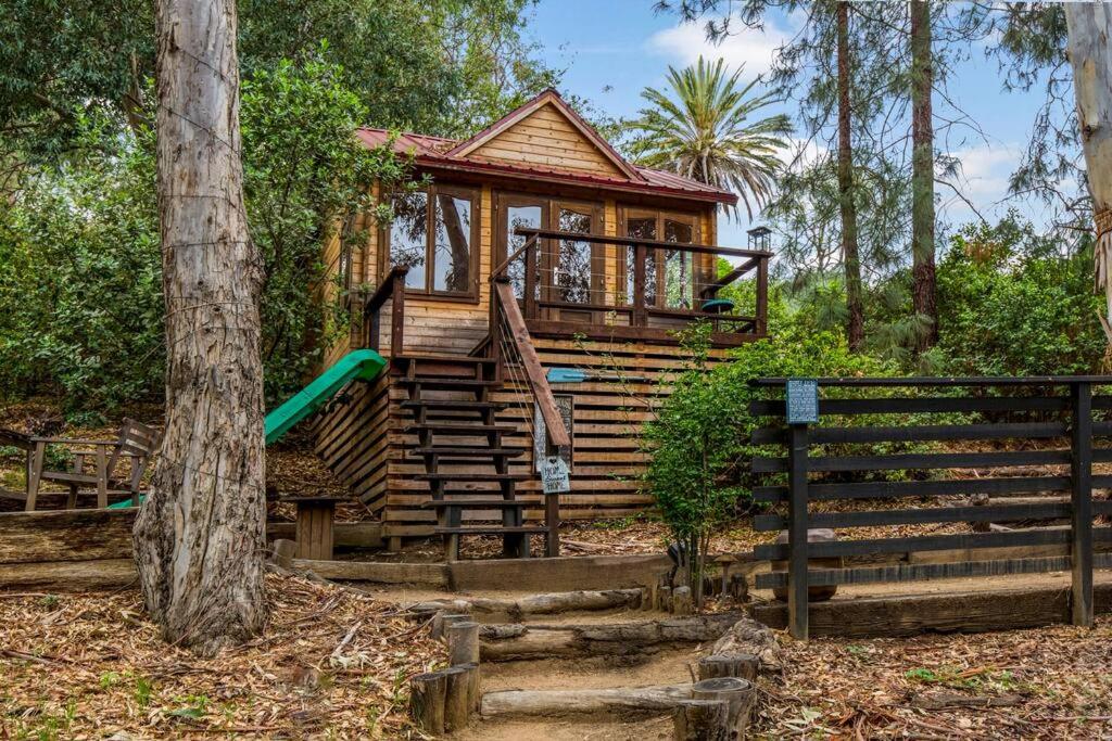 | Peppertree Canyon: a Luxury Urban Winery Estate