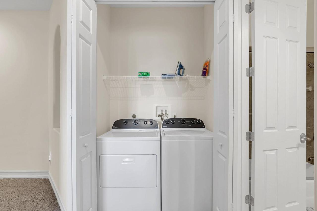 | Latitude Adjustment - 3BR Short walk to beach