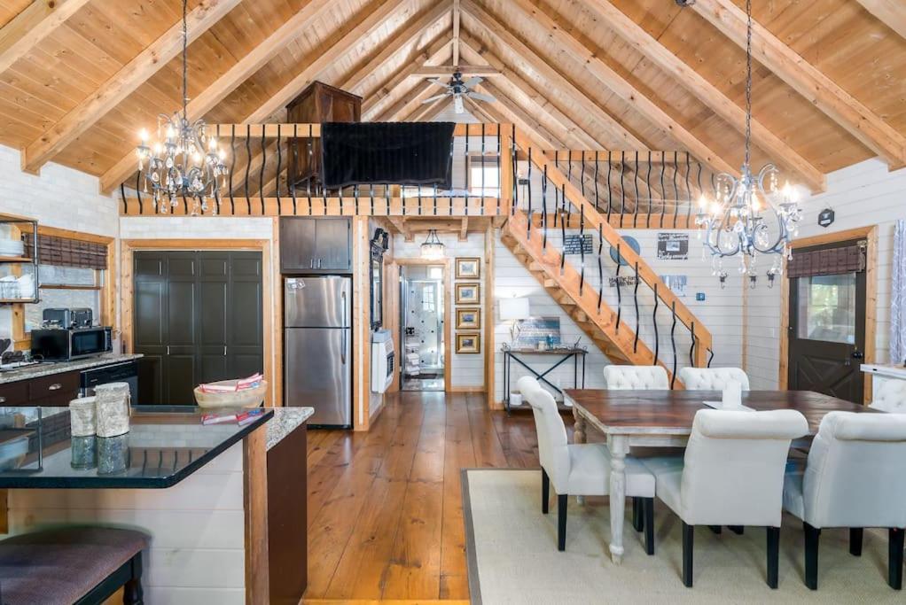 | Laurel Mountain Chalet