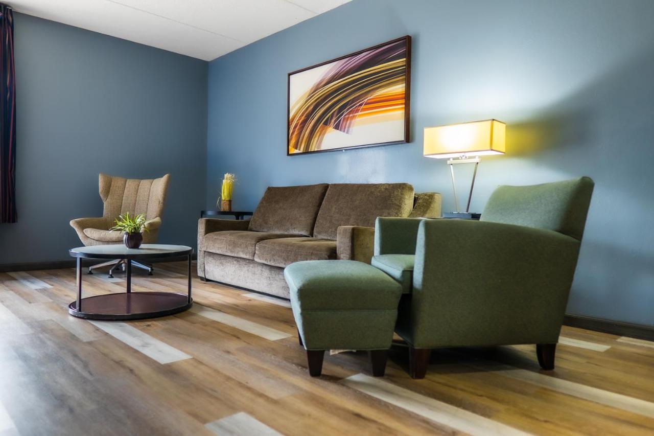 Studio with Two Queen Beds - Non-Smoking at Baymont by Wyndham London KY