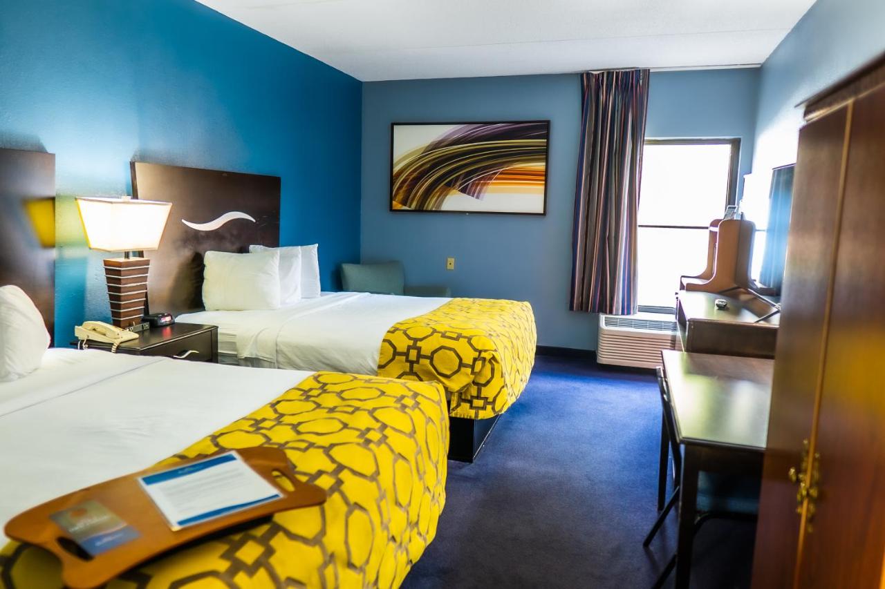 Studio with Two Queen Beds - Non-Smoking at Baymont by Wyndham London KY