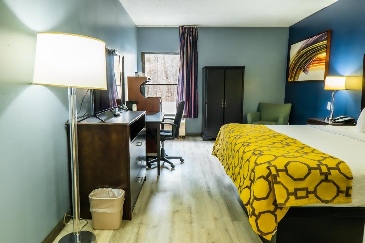 King Studio - Non-Smoking at Baymont by Wyndham London KY