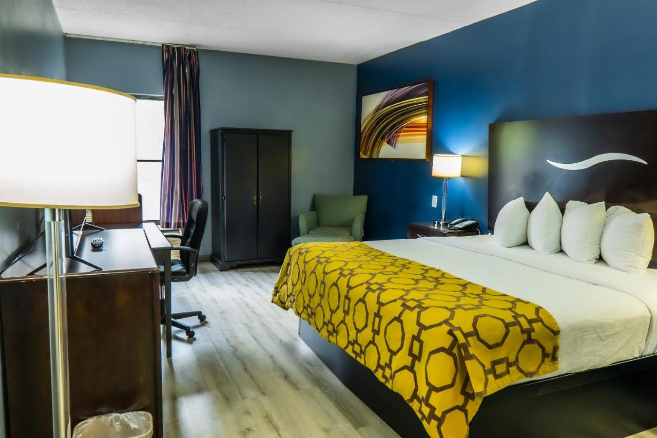 King Studio - Non-Smoking at Baymont by Wyndham London KY