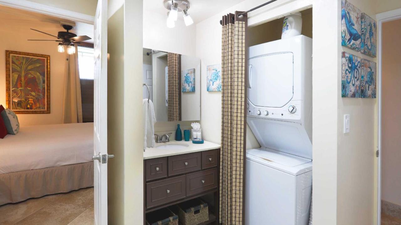  | Maui Westside Presents: Hale Mahina B302 - 1bed/1bath Turtle Condo!