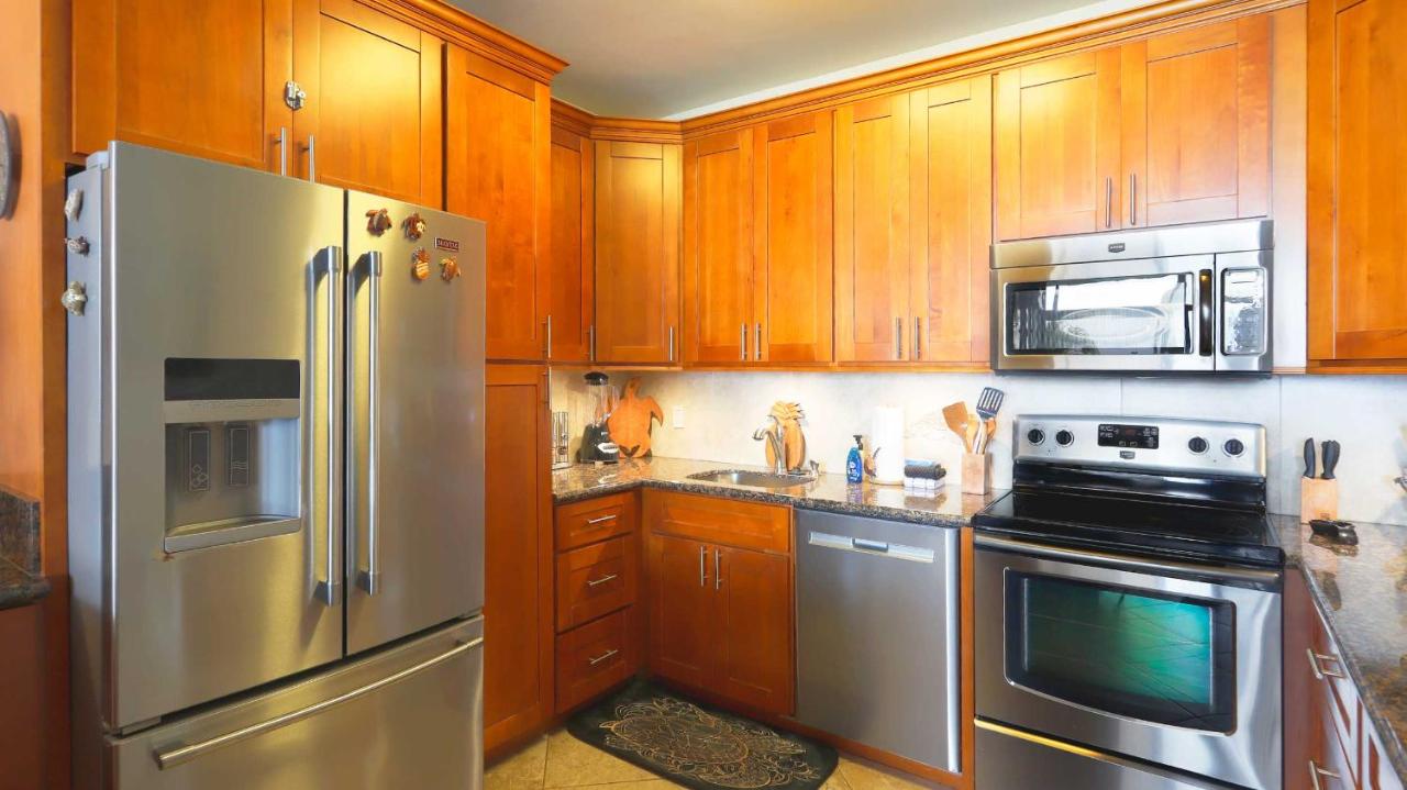  | Maui Westside Presents: Hale Mahina B302 - 1bed/1bath Turtle Condo!