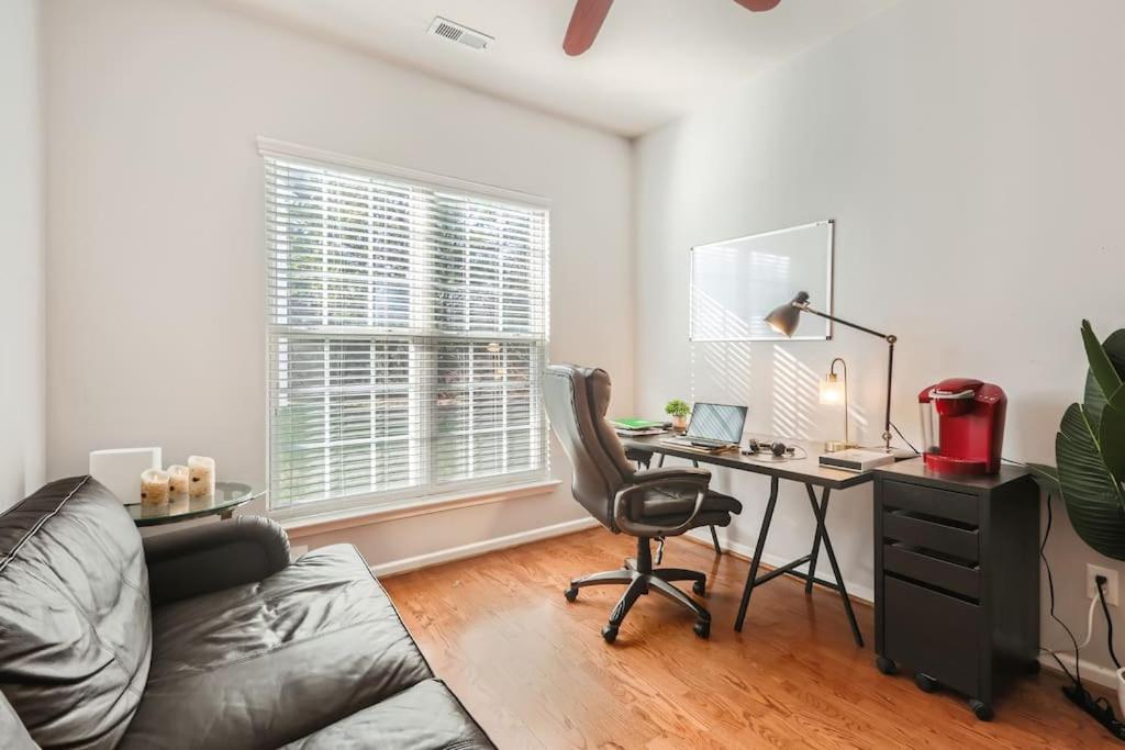  | 5 miles to RTP & RDU airport in Morrisville