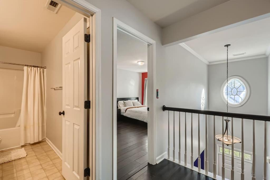  | 5 miles to RTP & RDU airport in Morrisville