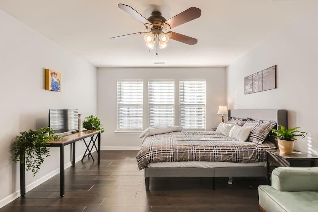  | 5 miles to RTP & RDU airport in Morrisville