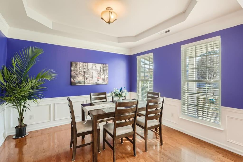  | 5 miles to RTP & RDU airport in Morrisville