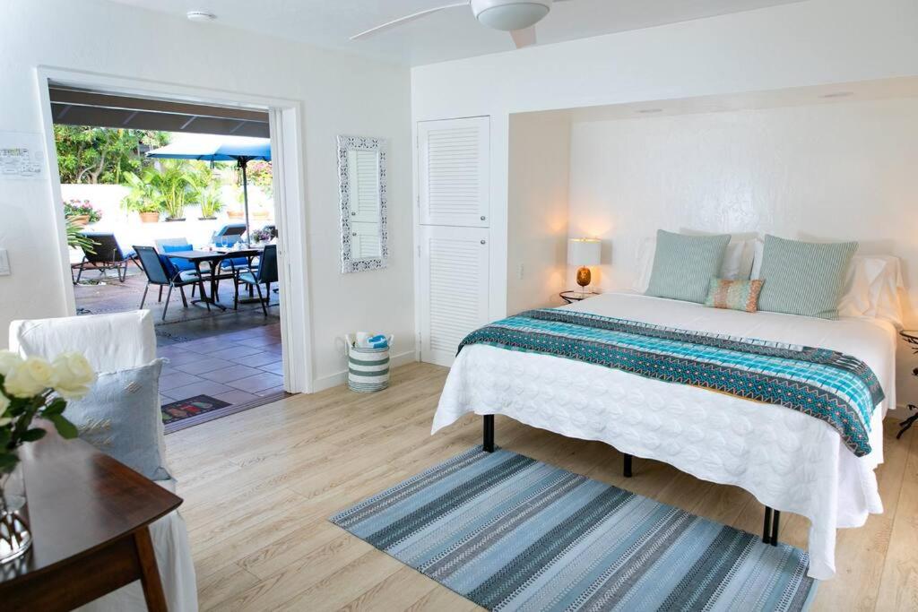 | Romantic Maui Dream Vacation Home at Baby Beach!
