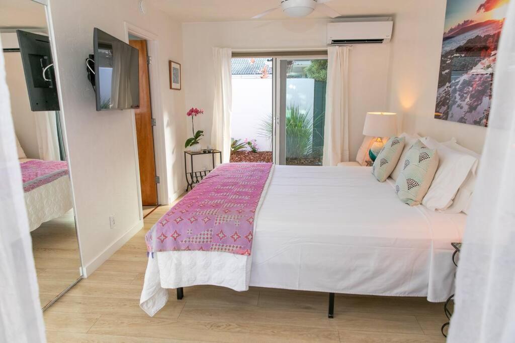 | Romantic Maui Dream Vacation Home at Baby Beach!