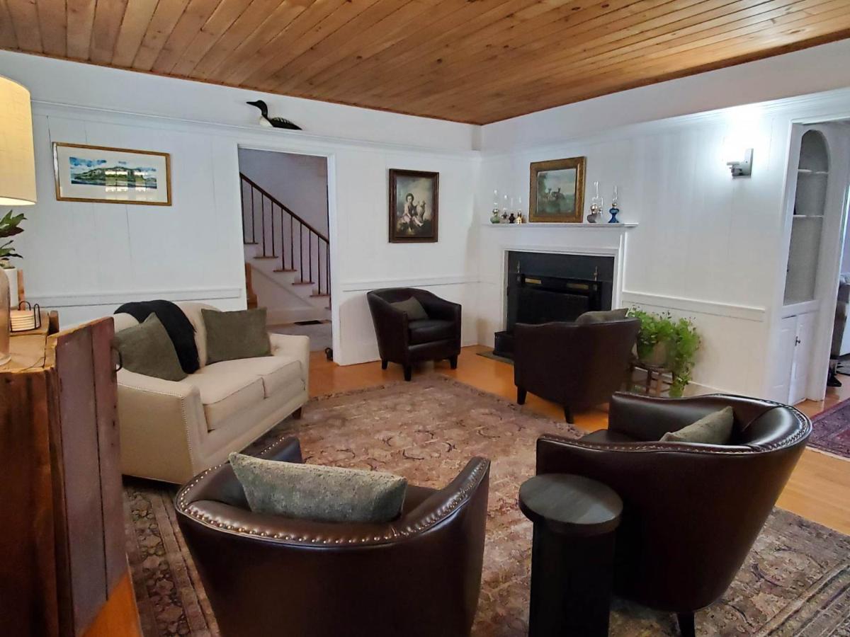 | Lodge at Moosehead Lake
