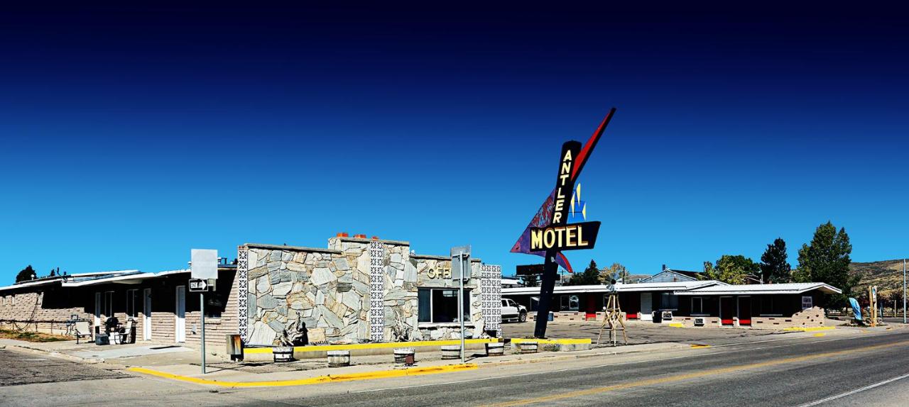 | Antler Motel