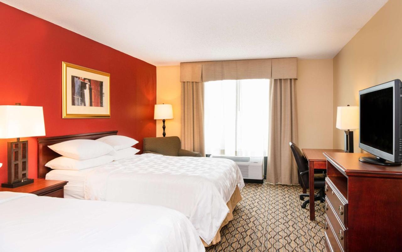 | Aviator Hotel & Suites South I-55, BW Signature Collection