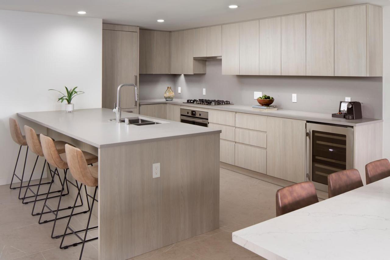 Two Bedroom Sky Suite at Level Seattle Downtown - South Lake Union