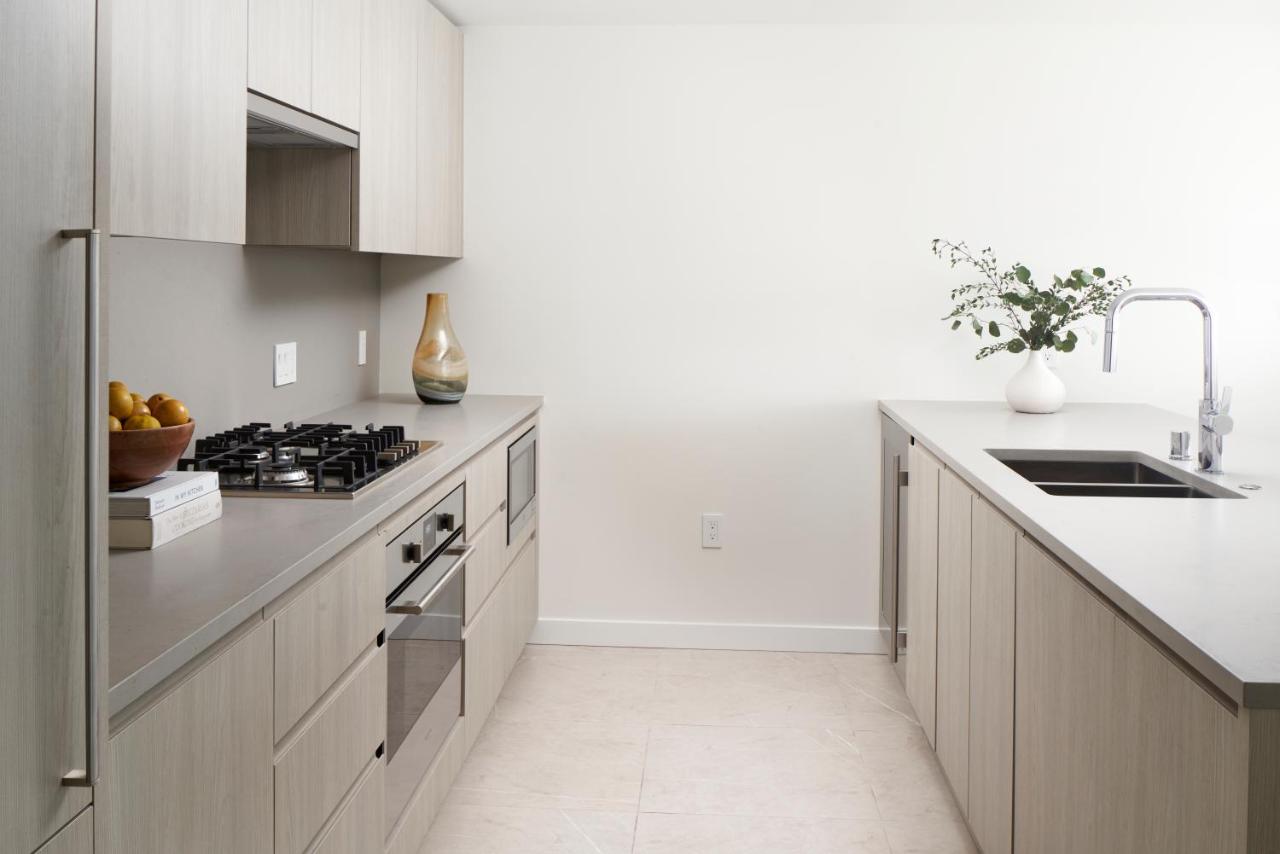 Three Bedroom Sky Suite & Office at Level Seattle Downtown - South Lake Union