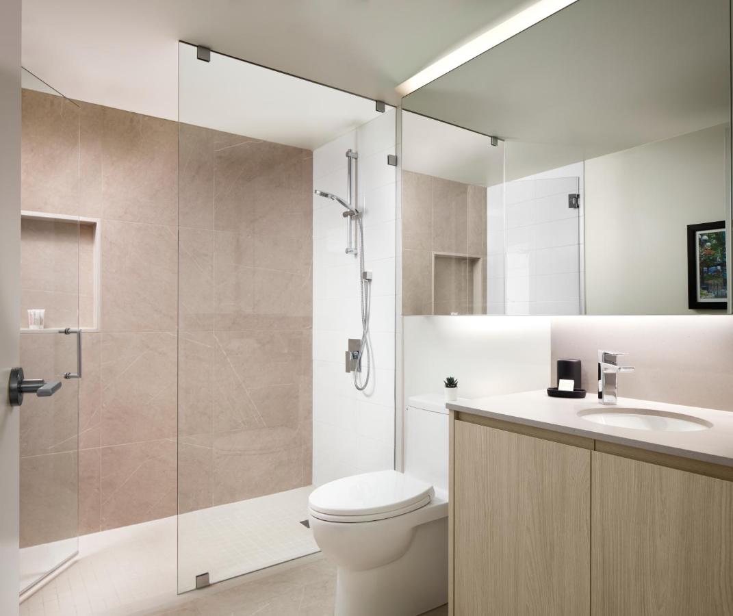 Executive Three Bedroom Suite at Level Seattle Downtown - South Lake Union