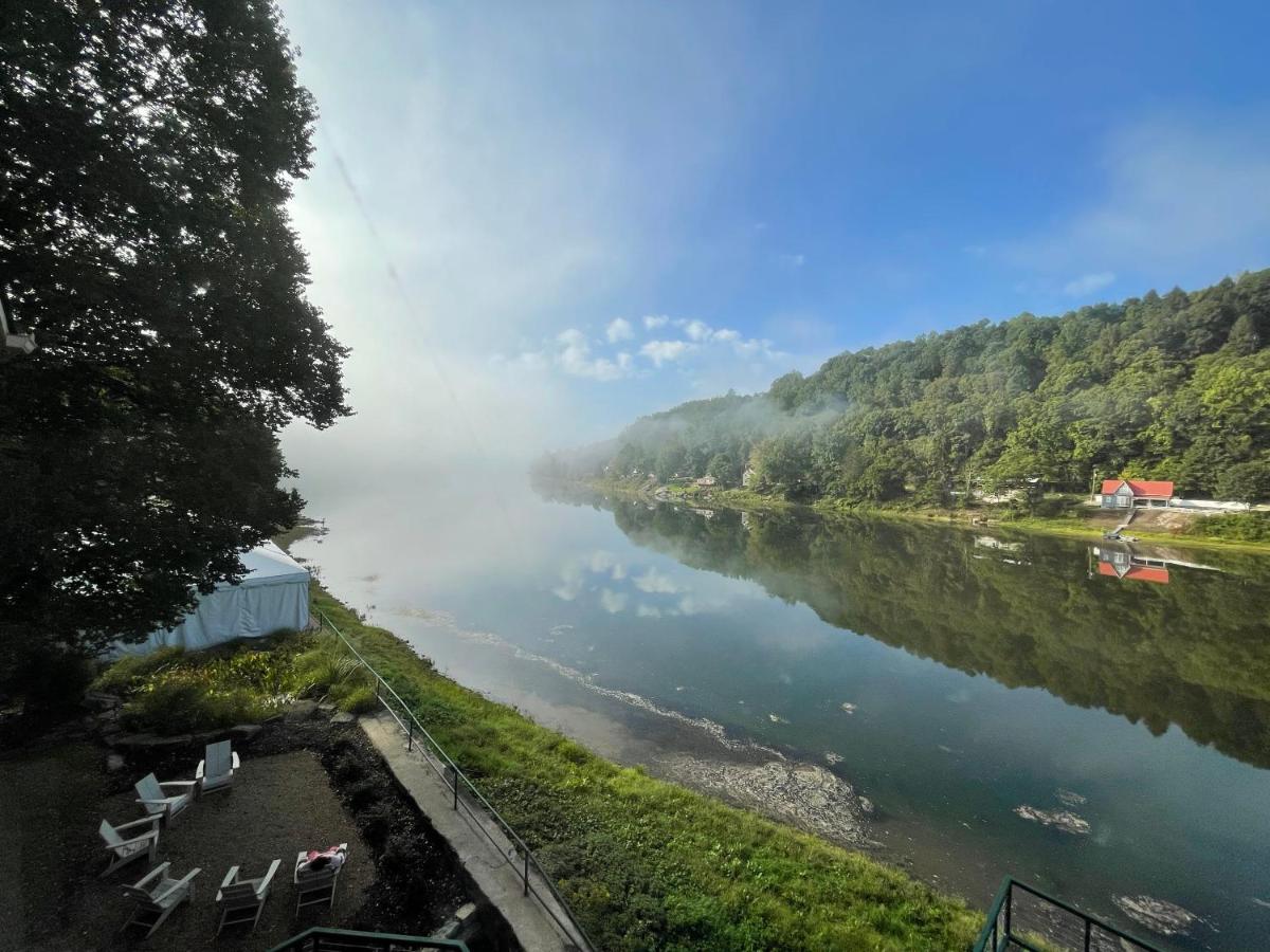 | Foxburg Inn