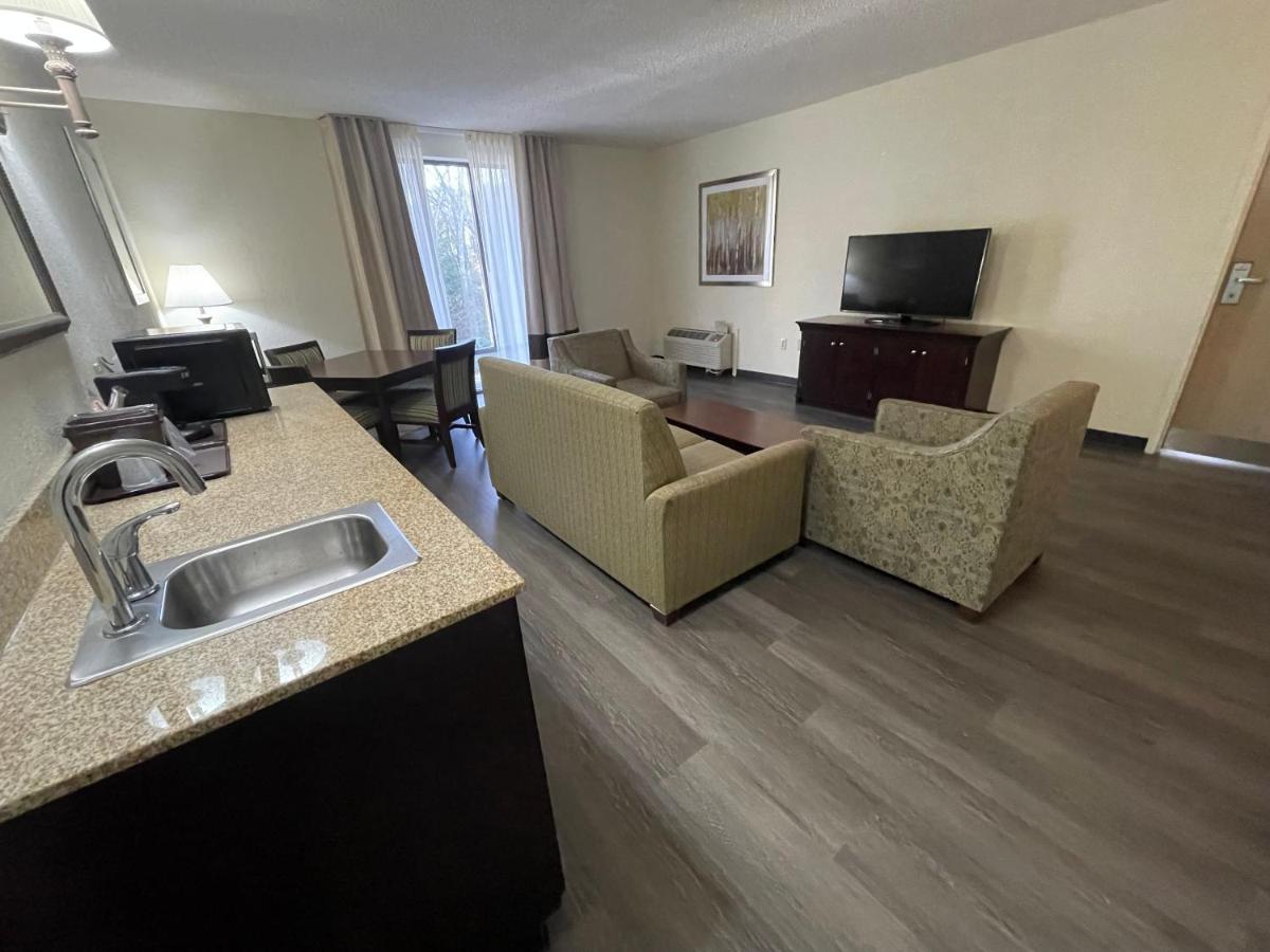 Queen Suite with Four Queen Beds - Non Smoking at Comfort Inn Pinehurst - Southern Pines