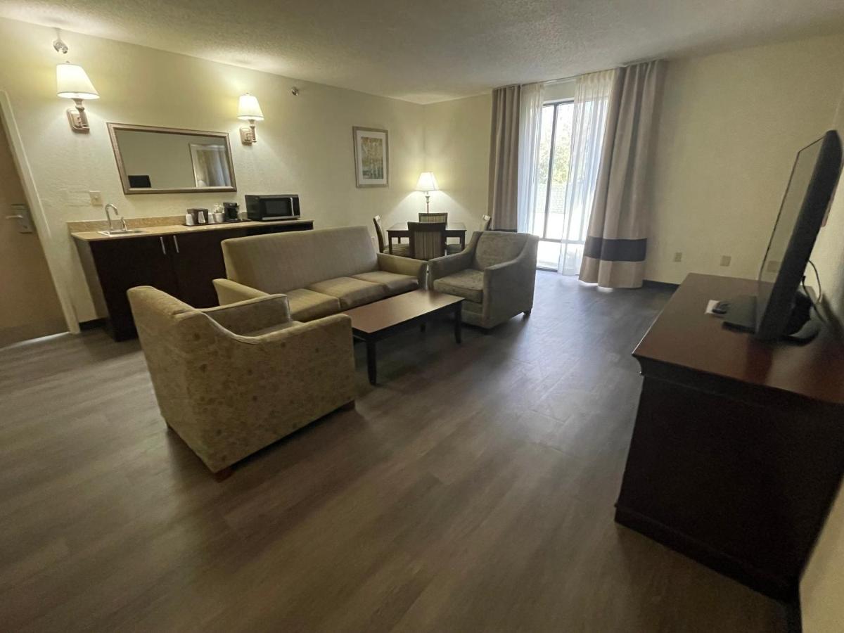 Queen Suite with Four Queen Beds - Non Smoking at Comfort Inn Pinehurst - Southern Pines
