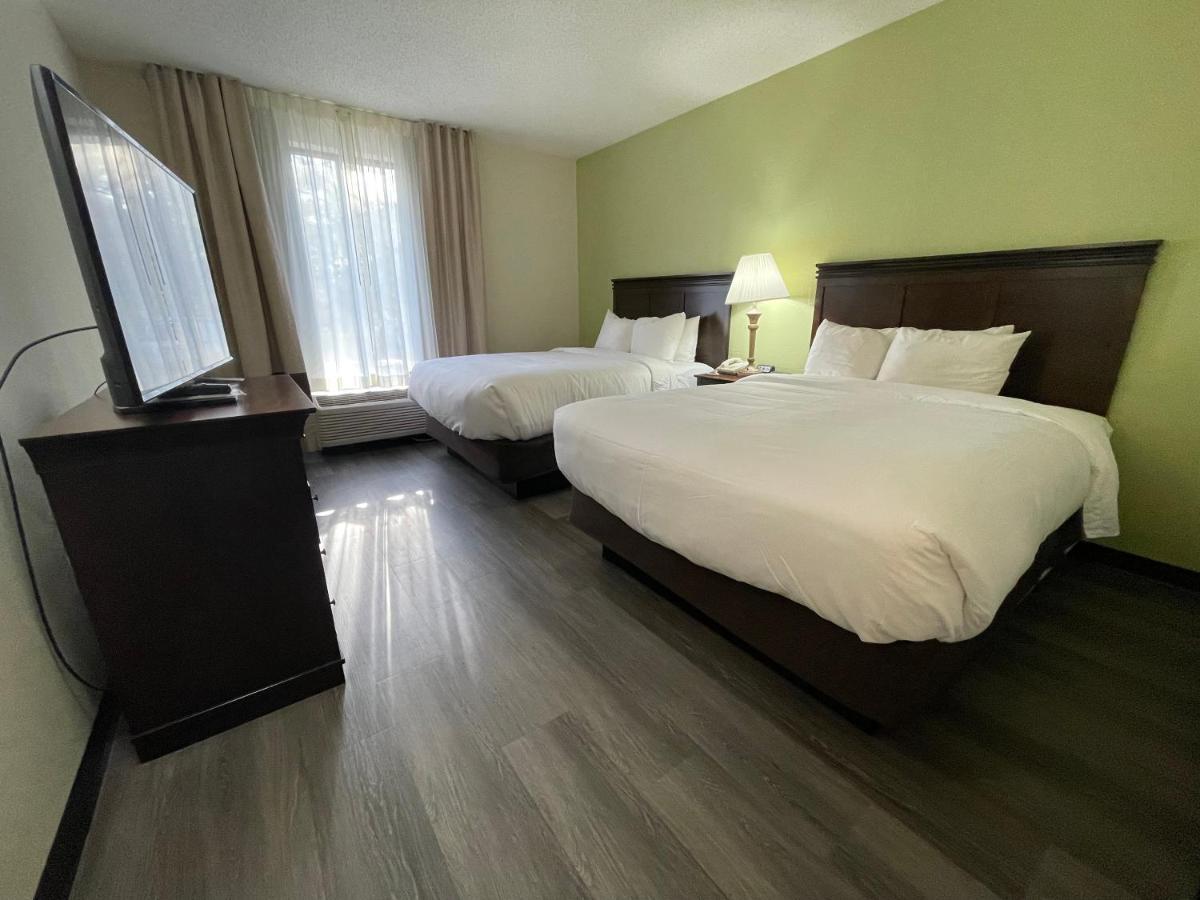 Queen Suite with Four Queen Beds - Non Smoking at Comfort Inn Pinehurst - Southern Pines