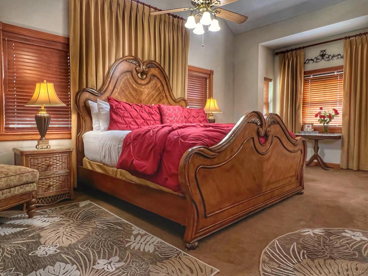  | Cedar House Inn