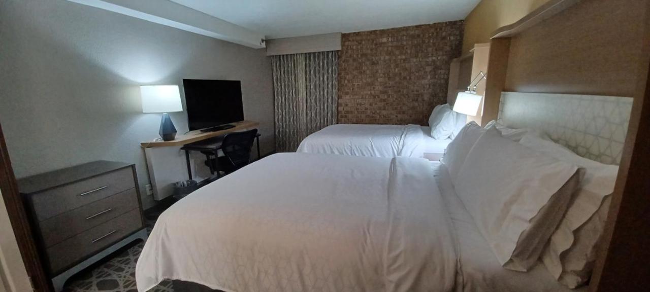 Suite with Two King Beds and Roll In Shower - Non-Smoking at Holiday Inn McAllen – Medical Center Area by IHG