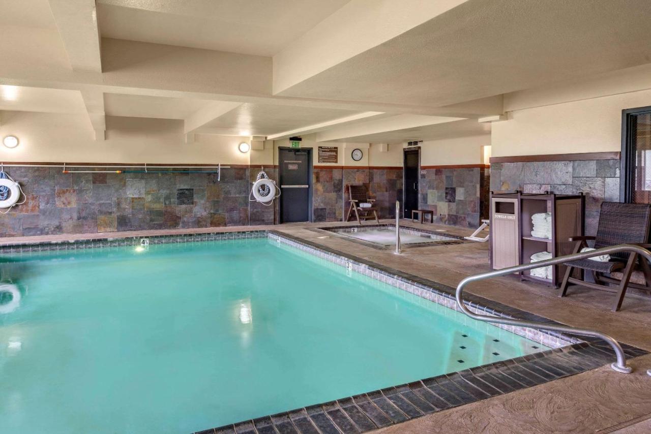  | Best Western Astoria Bayfront Hotel