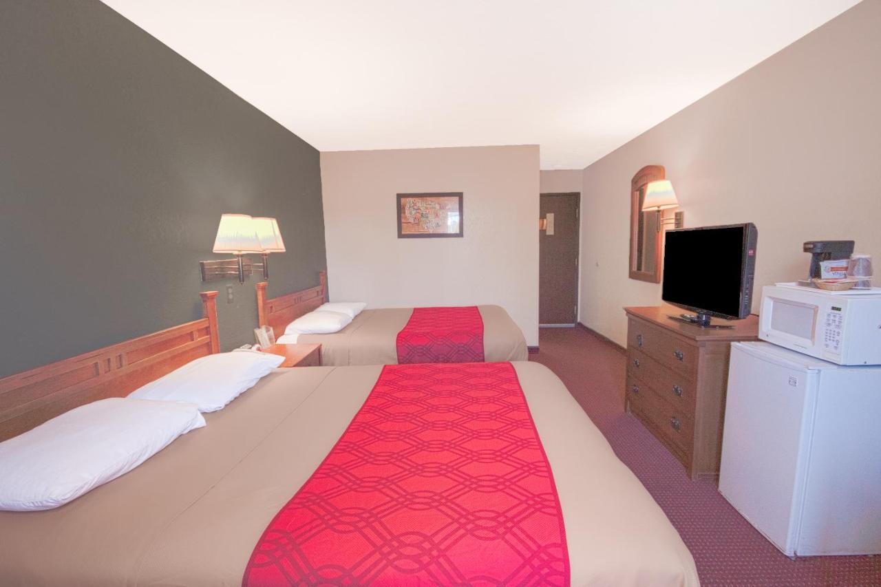  | Love Hotels Junction City KS Near Fort Riley By OYO