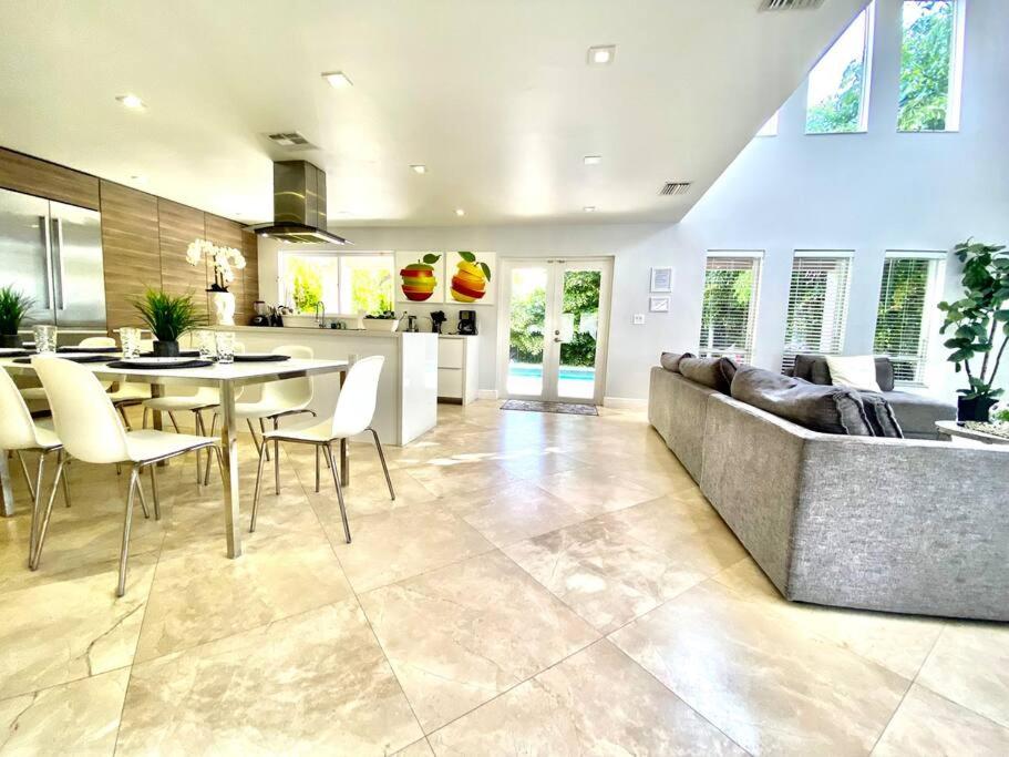 | Beachwalk Villa with POOL 5 bed/3 bath