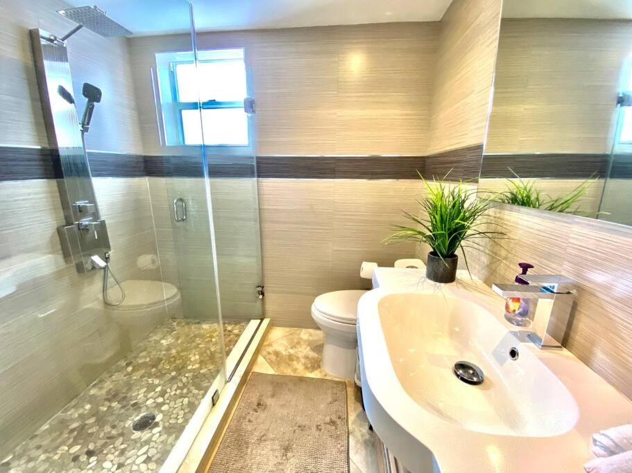 | Beachwalk Villa with POOL 5 bed/3 bath