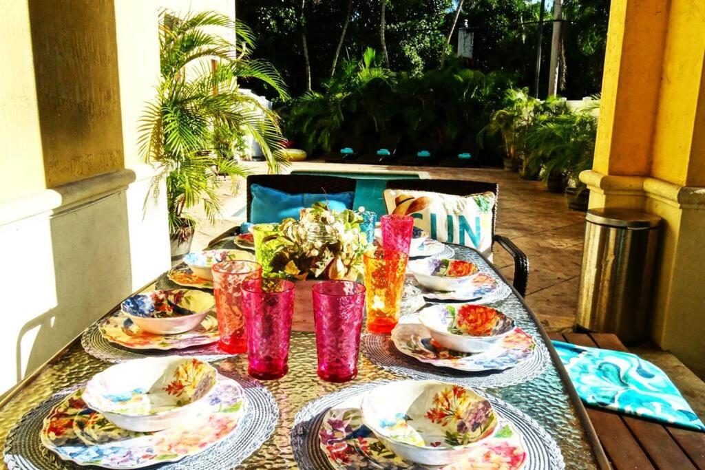 | LUXURY FAMILY VILLA with POOL 5 bed/4 bath