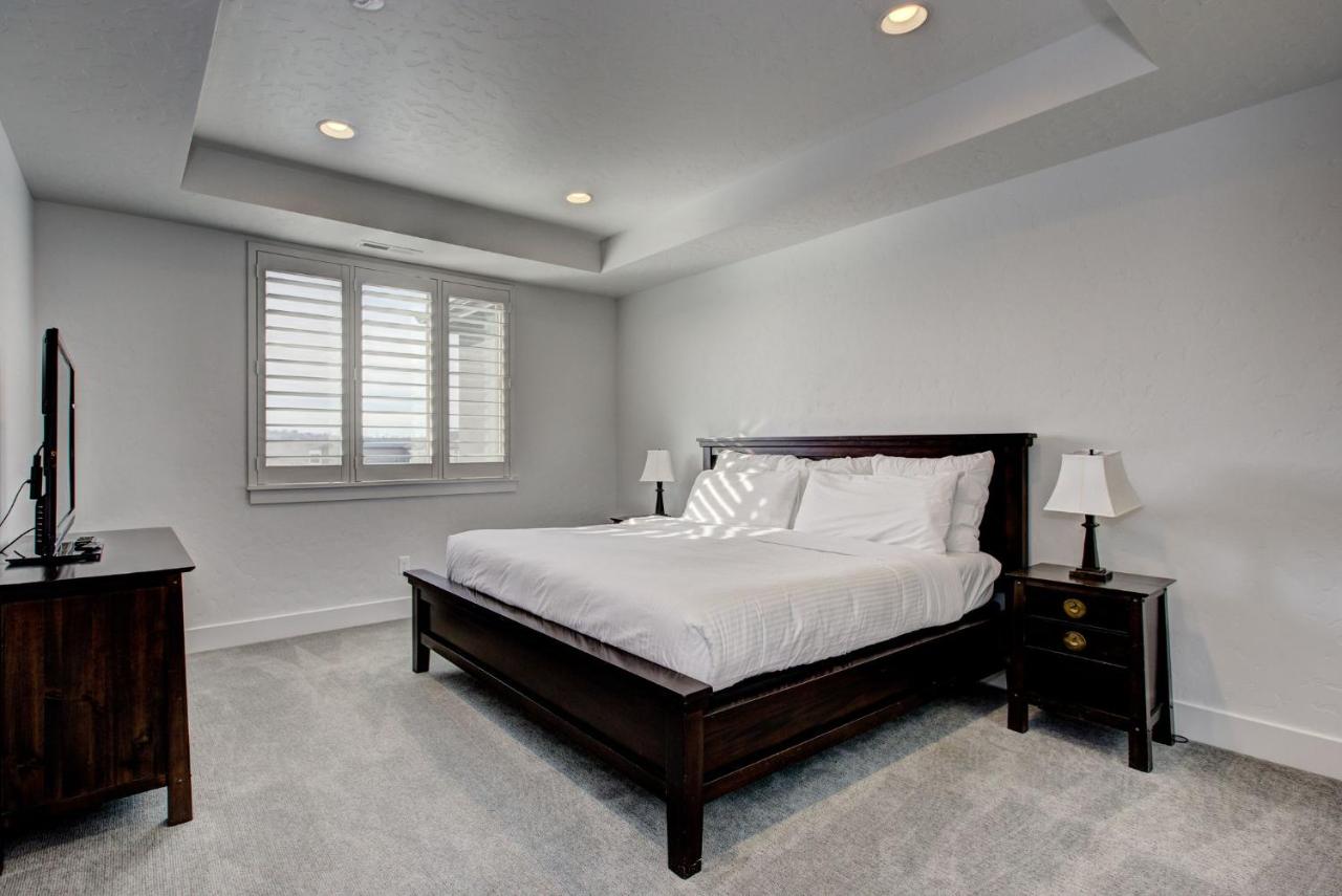 | Park Place at Harris Ranch