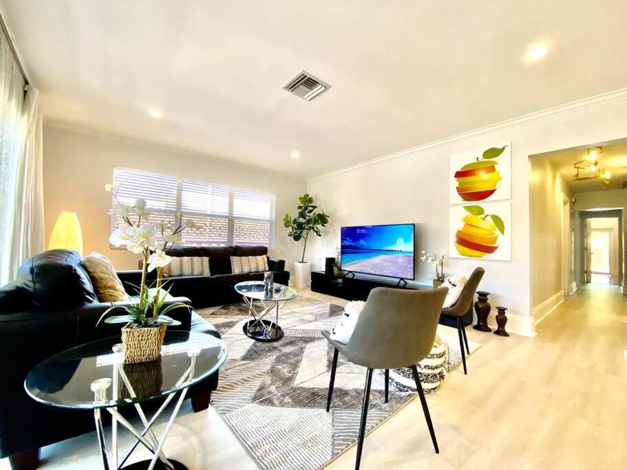 | NEW FAMILY VILLA WITH POOL