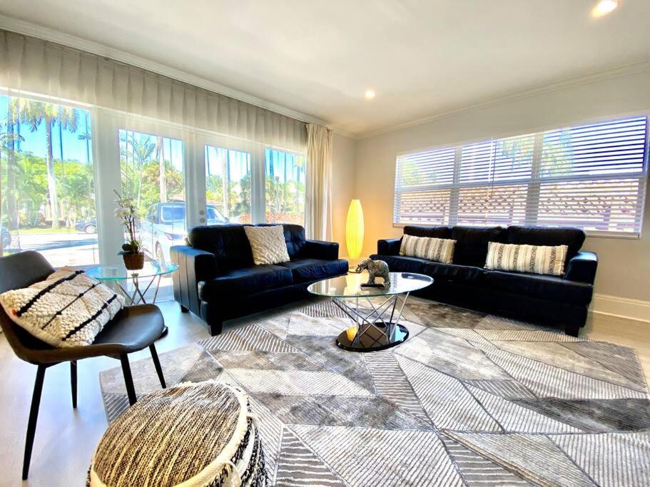 | NEW FAMILY VILLA WITH POOL