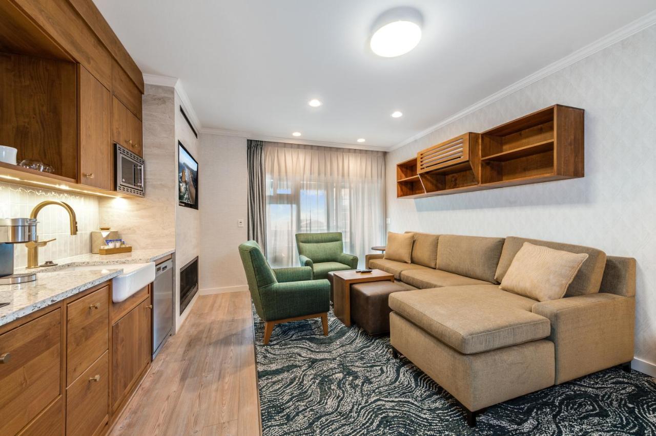 | Hallmark Resort in Cannon Beach
