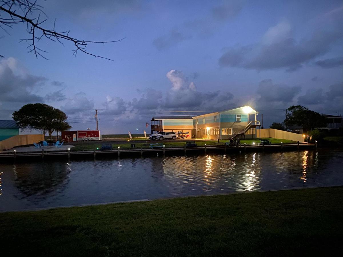 | Fish Tail Inn